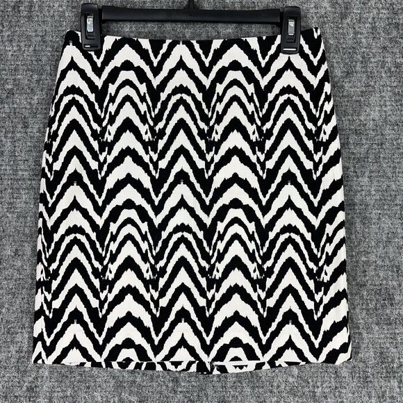 Banana Republic Skirt Womens 2 Zebra Print Short Mini Straight Lined Zip Closure - Picture 1 of 12